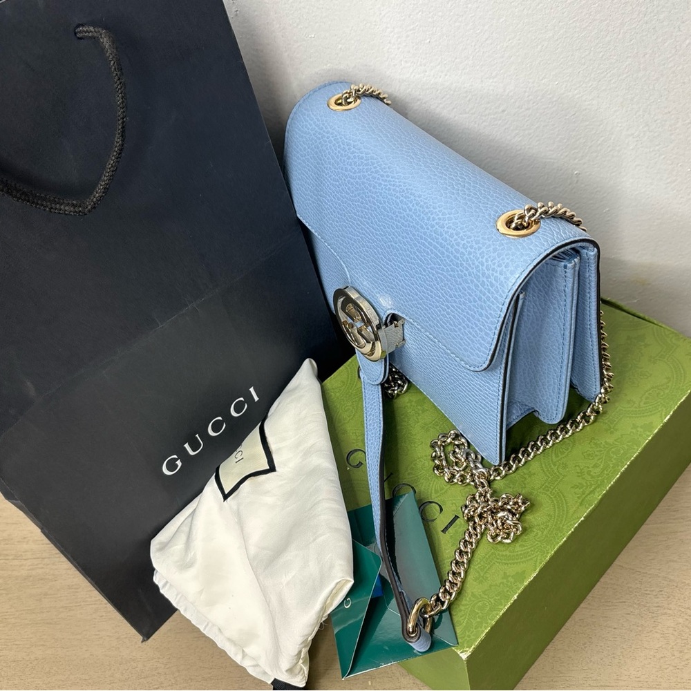 Gucci Pale Blue Leather Chain Crossbody Bag with Siver Hardware - Picture 3 of 16